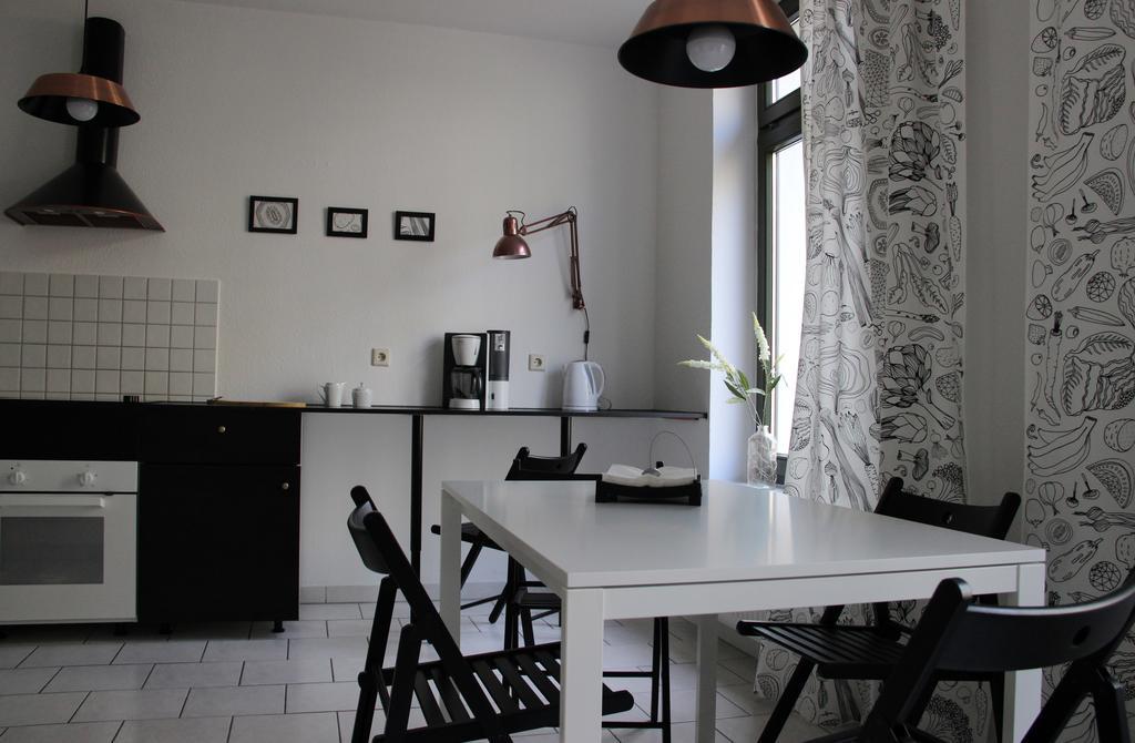 Leon Apartments Lipsko Pokoj fotografie